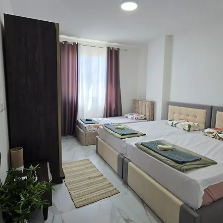 Golapp - Golem's Luxury Golem (Tirana)