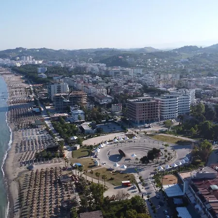 Golapp - Golem's Luxury Lejlighed Golem (Tirana)