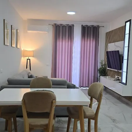 Golapp - Golem's Luxury Apartment *